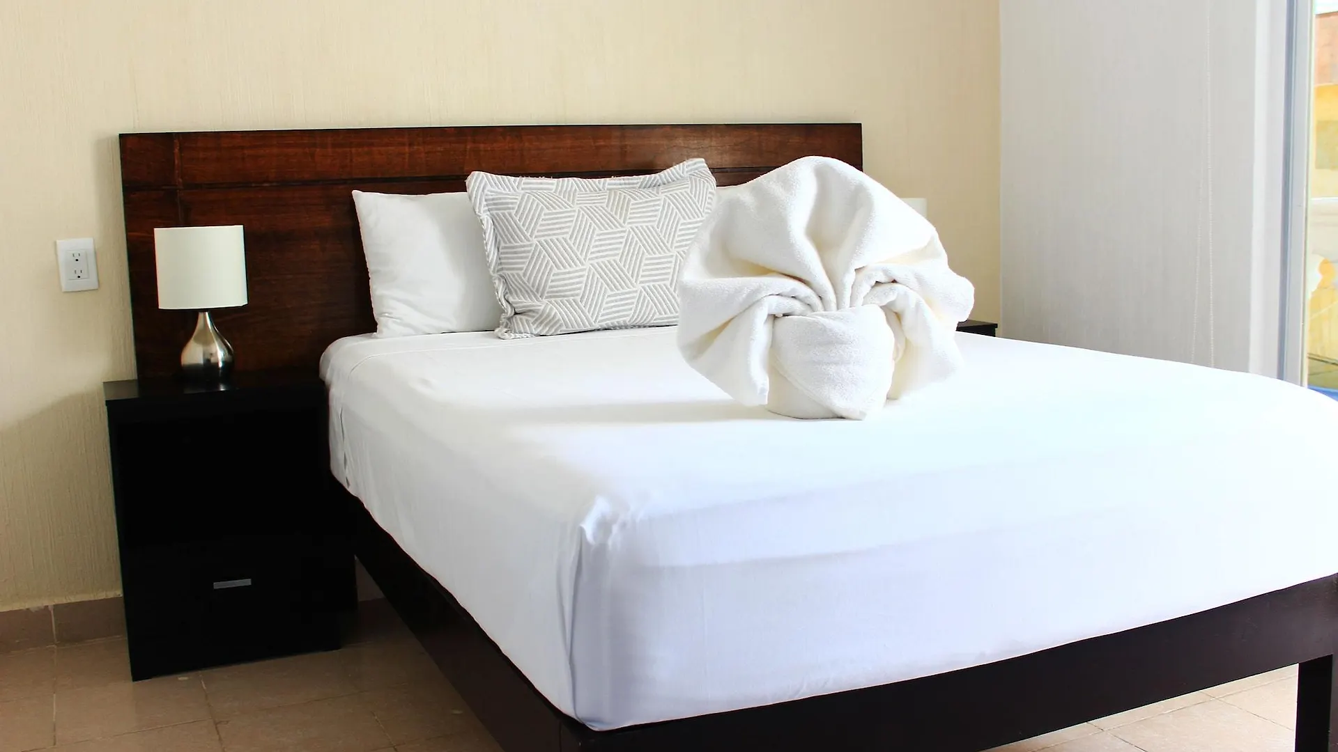 Hotel Shaddai بلايا ديل كارمن