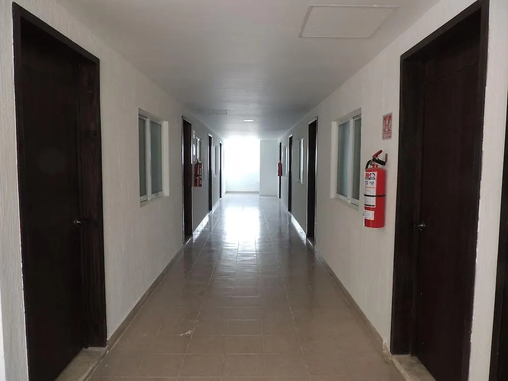 Hotel Shaddai بلايا ديل كارمن المكسيك